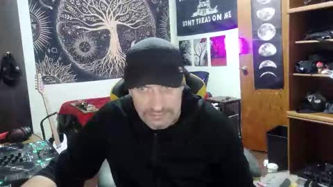 chad online show from 12/16/25, 04:17