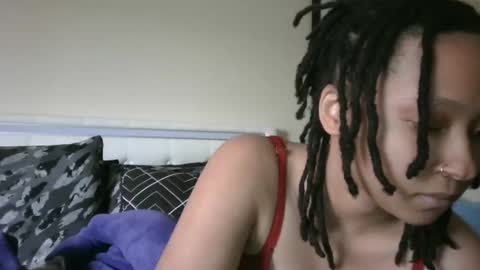 High Queen Clio online show from 02/10/25, 10:30