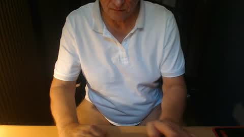 Snapshot of clit_fan chatting on 07/16/26, 08:31 Rob online show from 07/16/26, 08:31