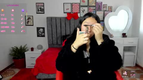 cloe_7 online show from 02/11/26, 12:10