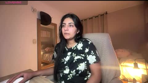 Snapshot of cloe_small08 chatting on 09/10/25, 07:41 cloe small online show from 09/10/25, 07:41