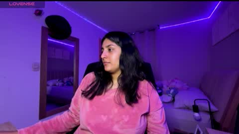 Snapshot of cloe_small08 chatting on 11/07/25, 03:39 cloe small online show from 11/07/25, 03:39