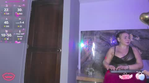 CLOE online show from 02/08/25, 11:33