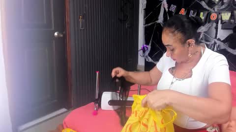 CLOE online show from 11/02/25, 11:23