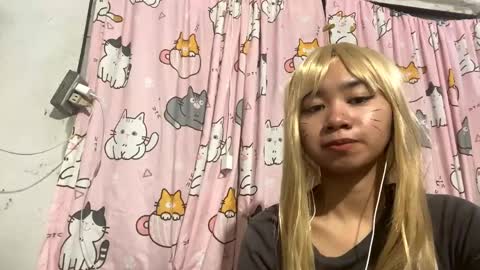 Mikki online show from 05/20/26, 10:21