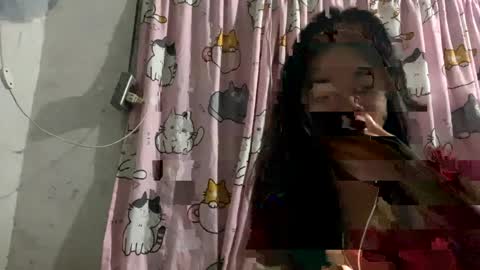 Mikki online show from 05/21/26, 11:06