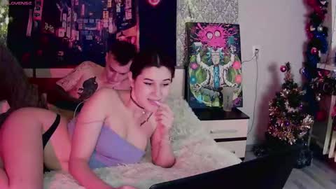 closertous online show from 12/21/25, 02:24