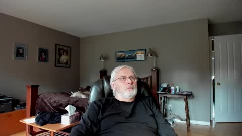 cloudalert62 online show from 12/15/24, 07:53