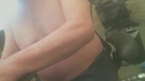 clouds8888 online show from 11/23/25, 02:17