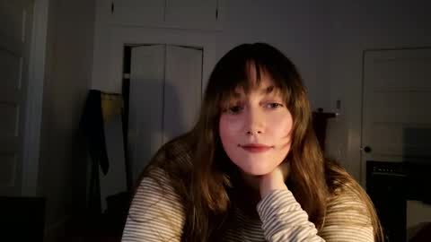 Snapshot of clover_tully chatting on 02/06/26, 06:18 Clover online show from 02/06/26, 06:18