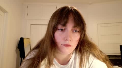 Snapshot of clover_tully chatting on 02/10/26, 02:26 Clover online show from 02/10/26, 02:26