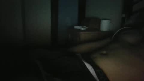 Snapshot of clumsyy29 chatting on 10/29/25, 04:04 Kyaoo online show from 10/29/25, 04:04