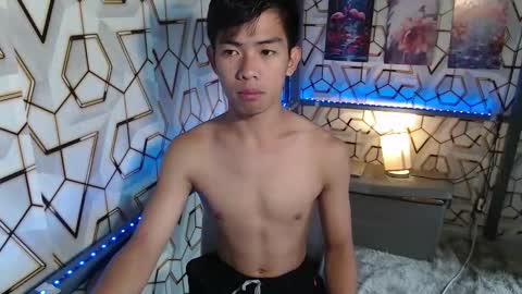 clyde_twinkx online show from 09/14/25, 07:07