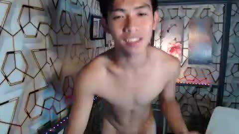 clyde_twinkx online show from 09/16/25, 04:52