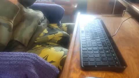 Snapshot of coach_d chatting on 10/30/25, 04:19 coach_d online show from 10/30/25, 04:19