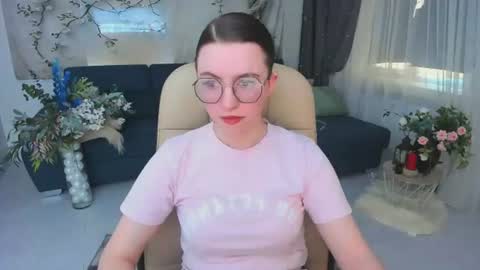 Molly online show from 06/22/26, 05:15