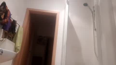 Snapshot of cockholder420 chatting on 12/19/25, 07:15 cockholder420 online show from 12/19/25, 07:15