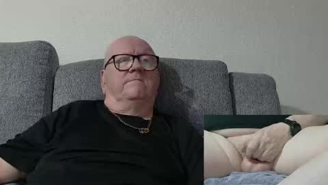 Charlie. online show from 04/04/26, 10:51