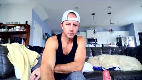 cockofthewalk026 online show from 02/19/26, 07:10