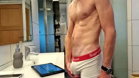 Snapshot of cockvantage chatting on 09/09/25, 04:50 Cockvantage online show from 09/09/25, 04:50