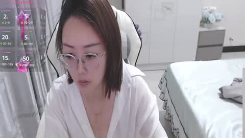 Snapshot of coco_coo chatting on 06/22/26, 05:37 coco online show from 06/22/26, 05:37