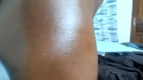 coco_leila online show from 02/13/25, 06:20