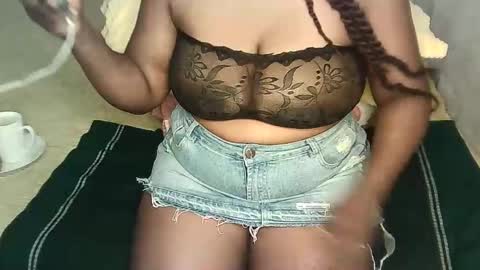 Zuri online show from 05/14/26, 10:00