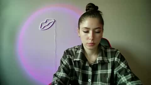 Snapshot of cocoberry1 chatting on 12/16/25, 12:10 cocoberry1 online show from 12/16/25, 12:10