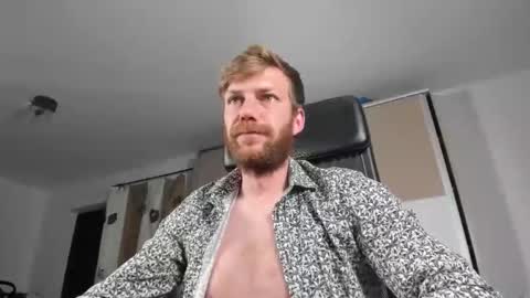 Nicholas online show from 05/22/26, 08:47