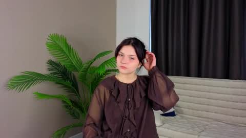 Kim online show from 03/25/26, 03:07