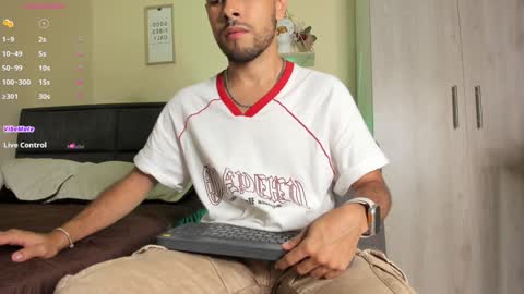 Snapshot of codyluke_ chatting on 12/29/24, 01:34 Cody Luke online show from 12/29/24, 01:34