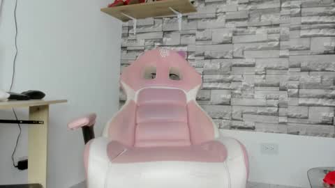 laurita online show from 01/15/25, 05:15