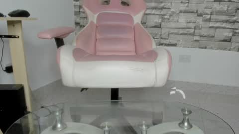 laurita online show from 01/31/25, 11:13