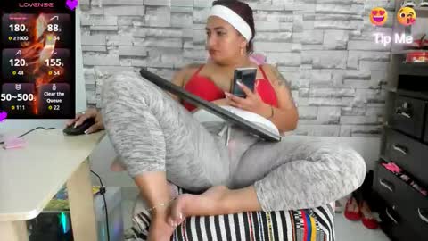 laurita online show from 01/06/26, 02:15