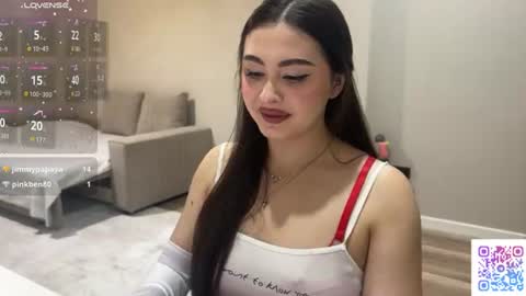 Yumi online show from 06/12/26, 10:19