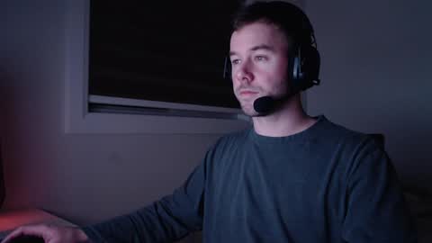 c o f f e e l o u n g e online show from 01/19/25, 05:05