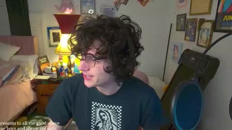 Snapshot of cokia_ chatting on 12/21/25, 01:24 Cokia online show from 12/21/25, 01:24