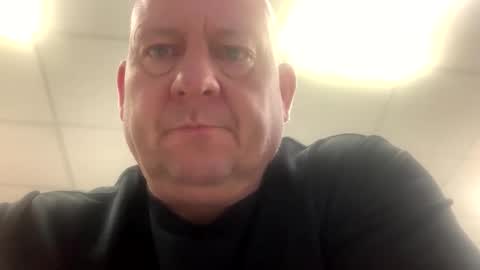 col4nows online show from 10/27/25, 12:09