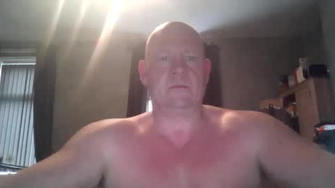 col4nows online show from 11/14/25, 12:15