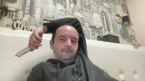 colambus83 online show from 02/22/26, 03:43