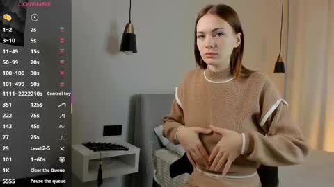 Snapshot of colbymcroberts chatting on 10/15/25, 02:11 Carry online show from 10/15/25, 02:11