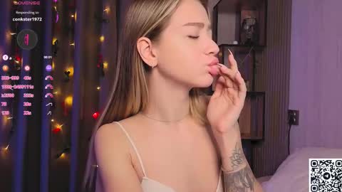 Criss online show from 02/21/26, 03:51