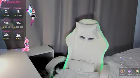 Snapshot of coldcherryeclipse chatting on 11/05/25, 06:57 coldcherryeclipse online show from 11/05/25, 06:57