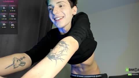 Snapshot of colestorm_ chatting on 12/16/25, 06:57 COLE - ig online show from 12/16/25, 06:57