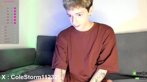 Snapshot of colestorm_ chatting on 12/17/25, 06:36 COLE - ig online show from 12/17/25, 06:36