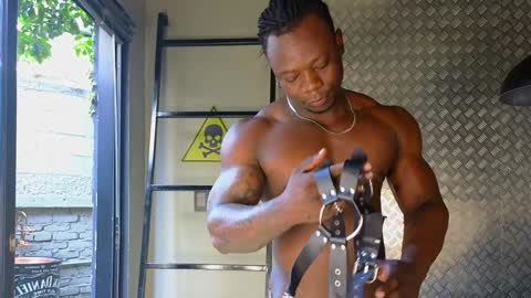 Snapshot of colethunder chatting on 01/12/25, 07:53 ColeThunder online show from 01/12/25, 07:53