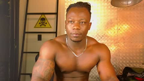 Snapshot of colethunder chatting on 01/13/25, 01:56 ColeThunder online show from 01/13/25, 01:56