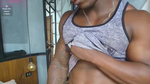 Snapshot of colethunder chatting on 02/19/25, 01:51 ColeThunder online show from 02/19/25, 01:51