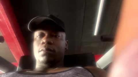 Snapshot of colethunder chatting on 03/12/25, 04:02 ColeThunder online show from 03/12/25, 04:02