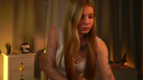 Jenny online show from 03/27/26, 02:50